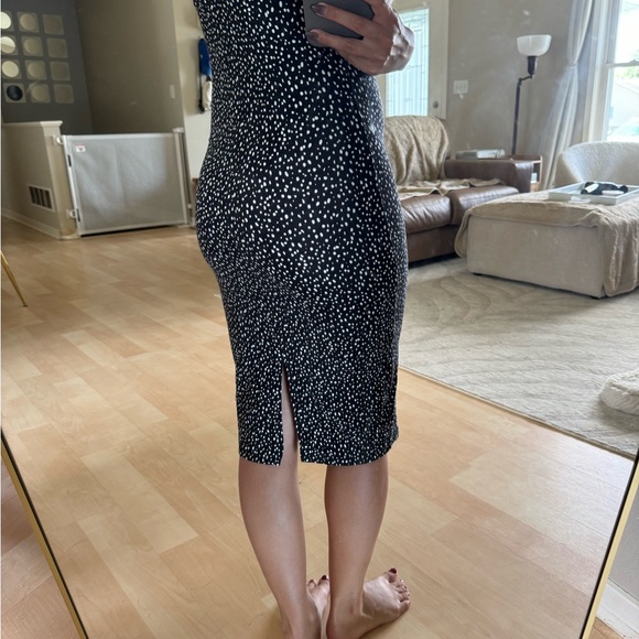 All over white print bodycon dress - Picture 2 of 3